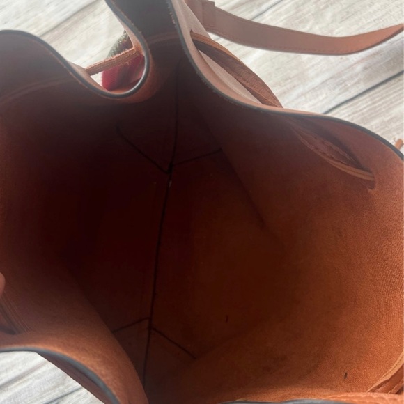 MARSEILLE Drawstring Bucket Bag - Picture 6 of 6